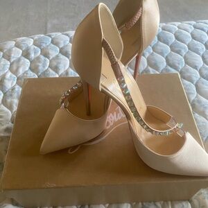 Christian Louboutin Cream Heels with Red Soles